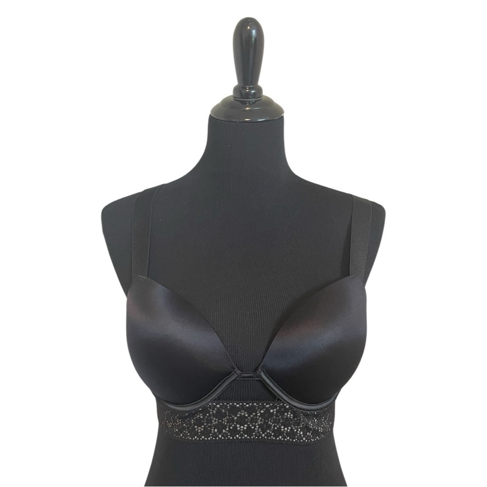 Victoria's Secret Branded Lace Very Sexy Black Push Up Lace Bra - Picture 2 of 8